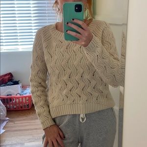 Cream sweater, great fit!